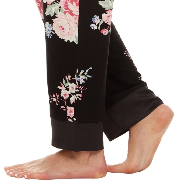 Flora Nikrooz Black Floral Pajama Set - Picture 8 of 13